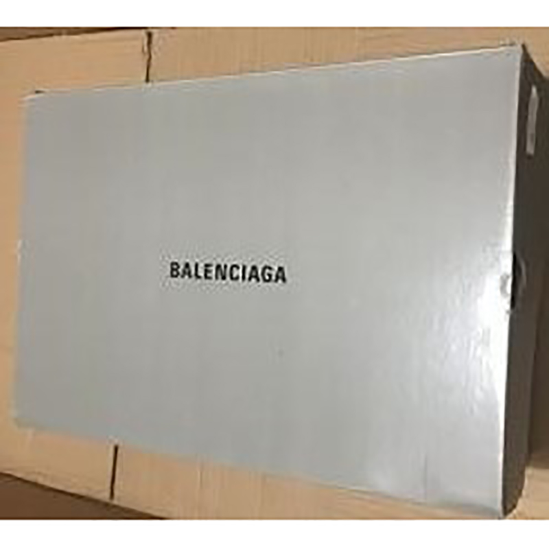 Red Balenciaga triple s - The Shoe Box